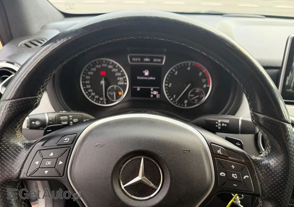 MERCEDES-BENZ Klasa B 180 CDI (BlueEFFICIENCY) 7G-DCT