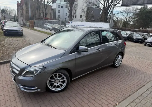 MERCEDES-BENZ Klasa B 180 CDI (BlueEFFICIENCY) 7G-DCT