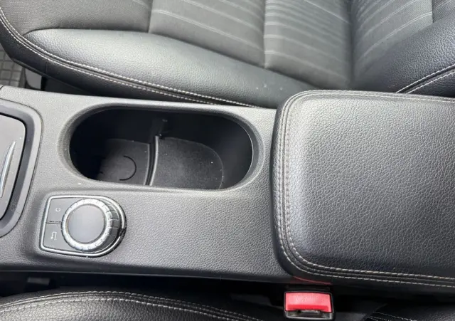 MERCEDES-BENZ Klasa B 180 CDI (BlueEFFICIENCY) 7G-DCT