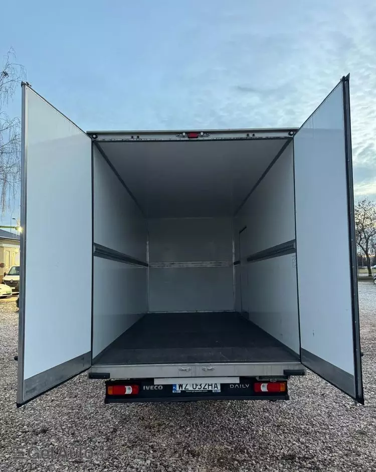 IVECO Daily 35S18 HiMatic kontener 10eu palet 