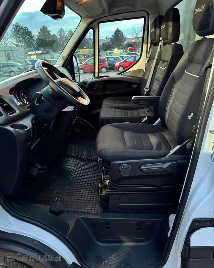 IVECO Daily 35S18 HiMatic kontener 10eu palet 