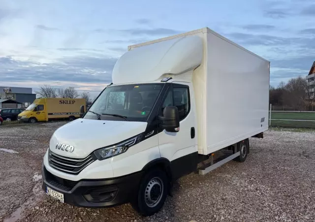 IVECO Daily 35S18 HiMatic kontener 10eu palet 