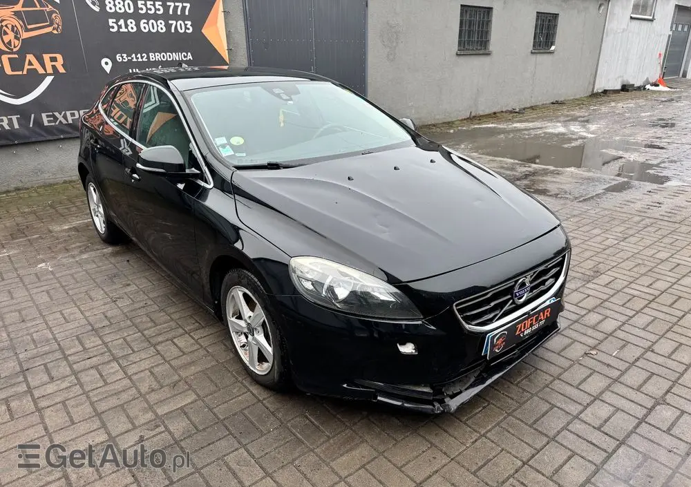 VOLVO V40 D2 Summum
