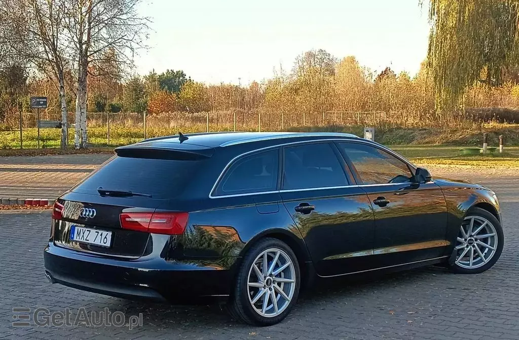 AUDI A6 