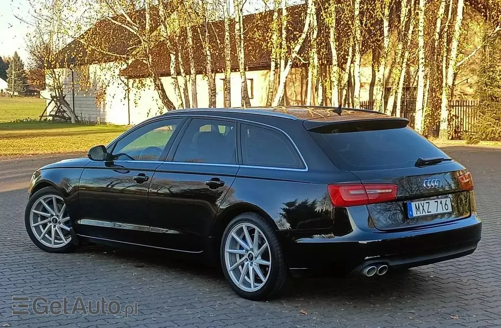AUDI A6 