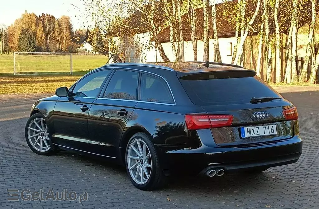 AUDI A6 