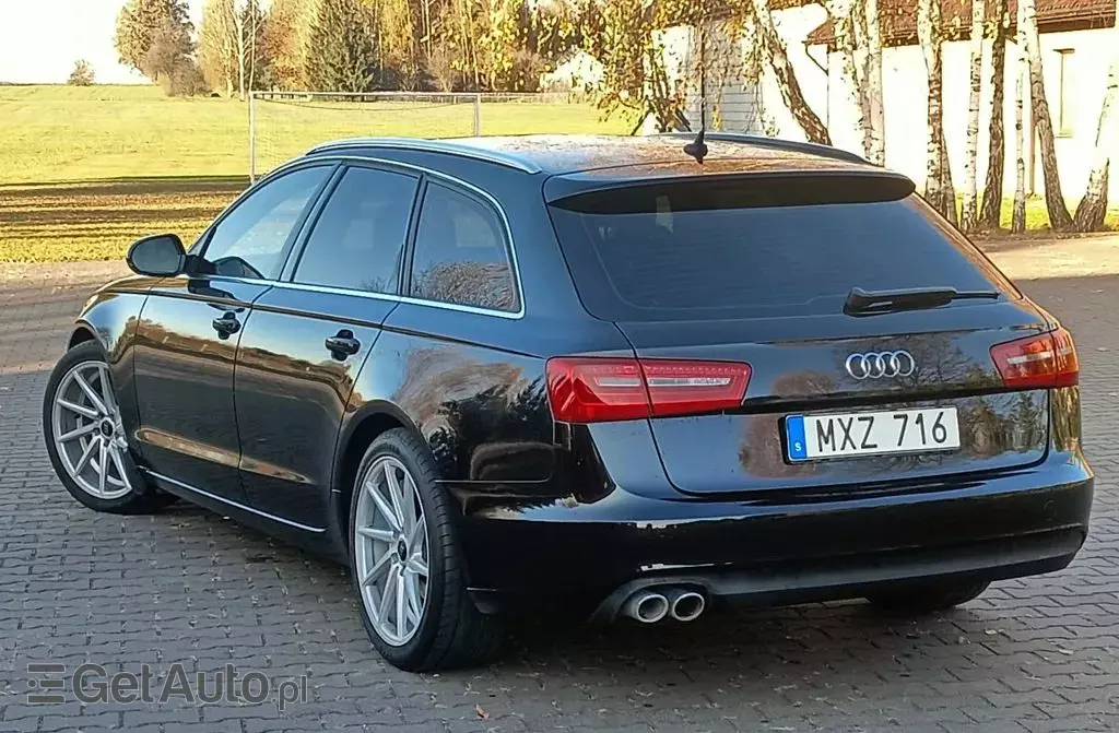 AUDI A6 