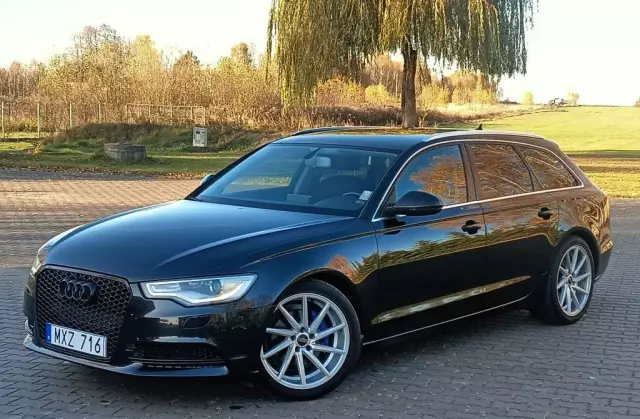 AUDI A6 