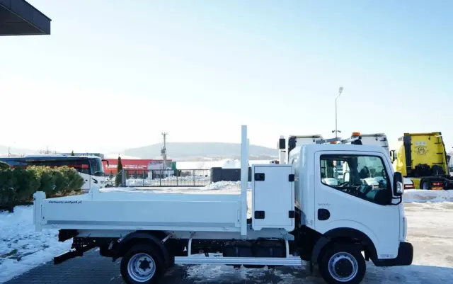 RENAULT MAXITY 140 / ZABUDOWA BURTOWA / BLIŹNIAK / MANUAL / 3 MIEJSCA / 