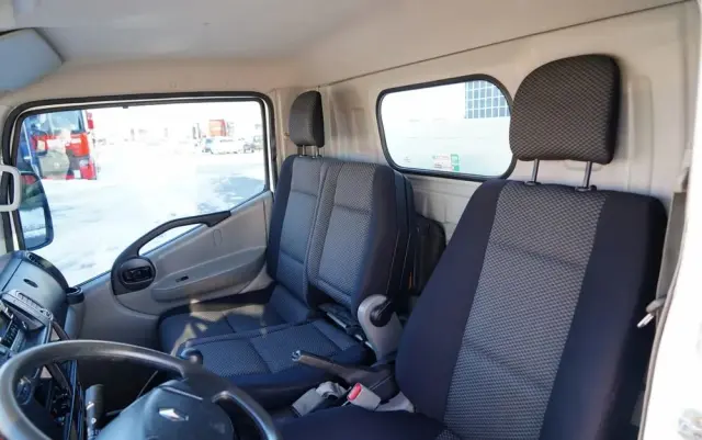 RENAULT MAXITY 140 / ZABUDOWA BURTOWA / BLIŹNIAK / MANUAL / 3 MIEJSCA / 