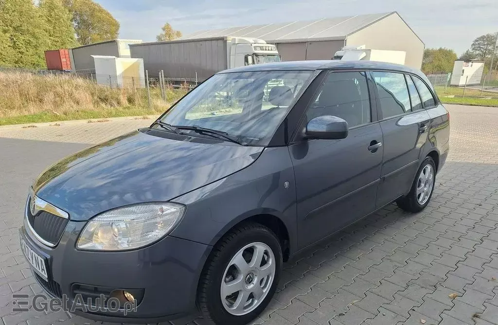 SKODA Fabia 