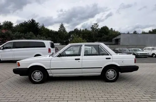 NISSAN Sentra 