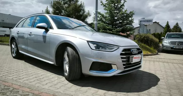 AUDI A4 