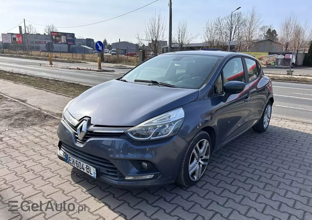 RENAULT Clio DCi 90 Dynamique