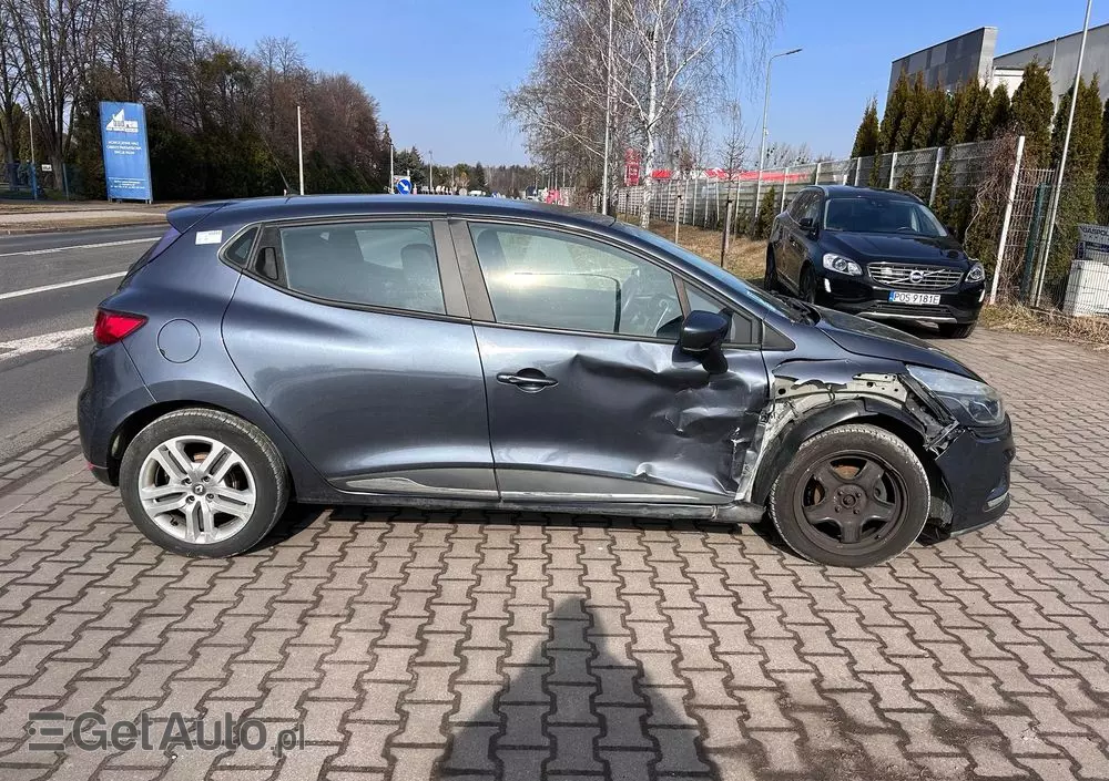 RENAULT Clio DCi 90 Dynamique