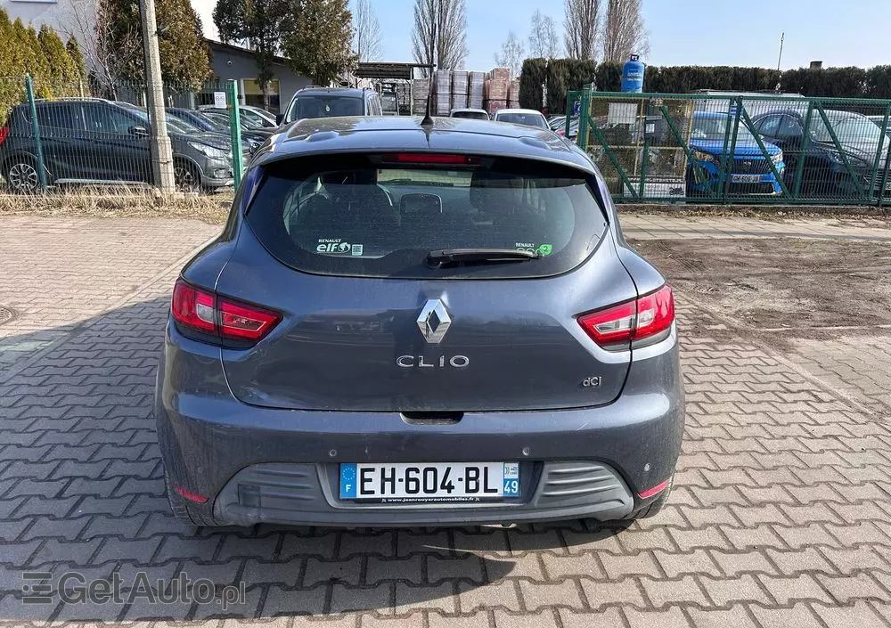 RENAULT Clio DCi 90 Dynamique