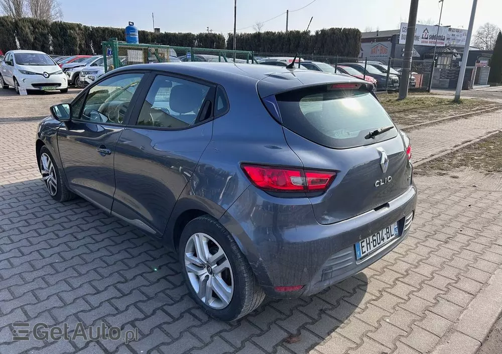 RENAULT Clio DCi 90 Dynamique