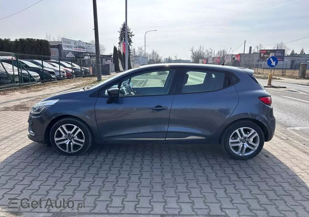 RENAULT Clio DCi 90 Dynamique