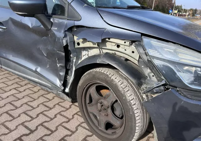 RENAULT Clio DCi 90 Dynamique