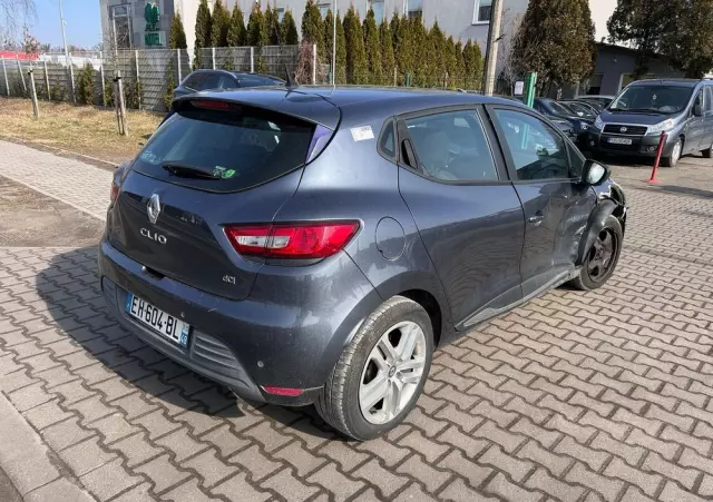 RENAULT Clio DCi 90 Dynamique