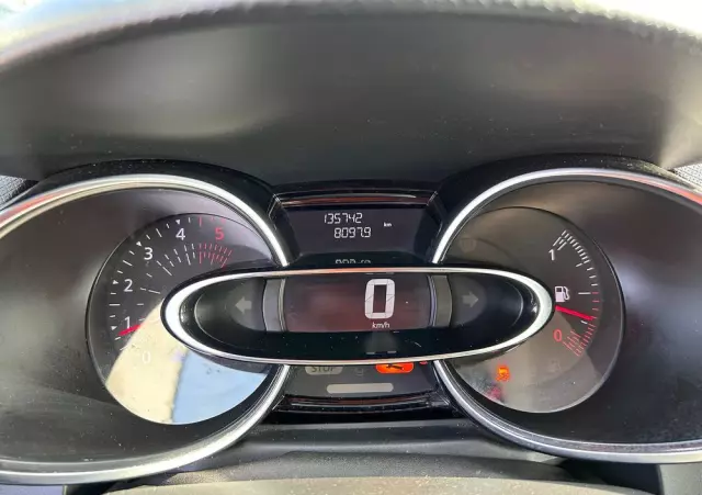 RENAULT Clio DCi 90 Dynamique