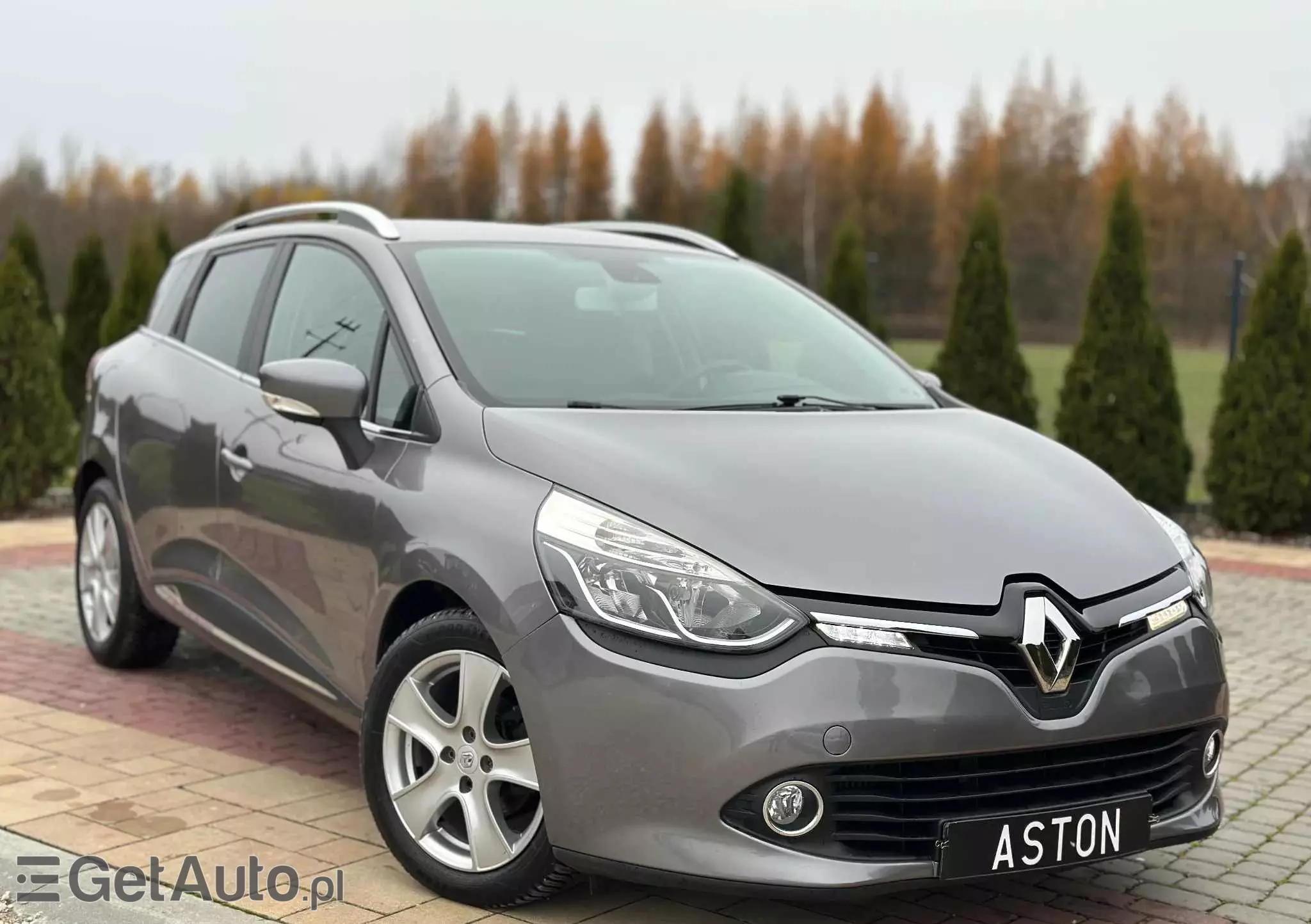 RENAULT Clio Grandtour dCi 90 EDC Limited