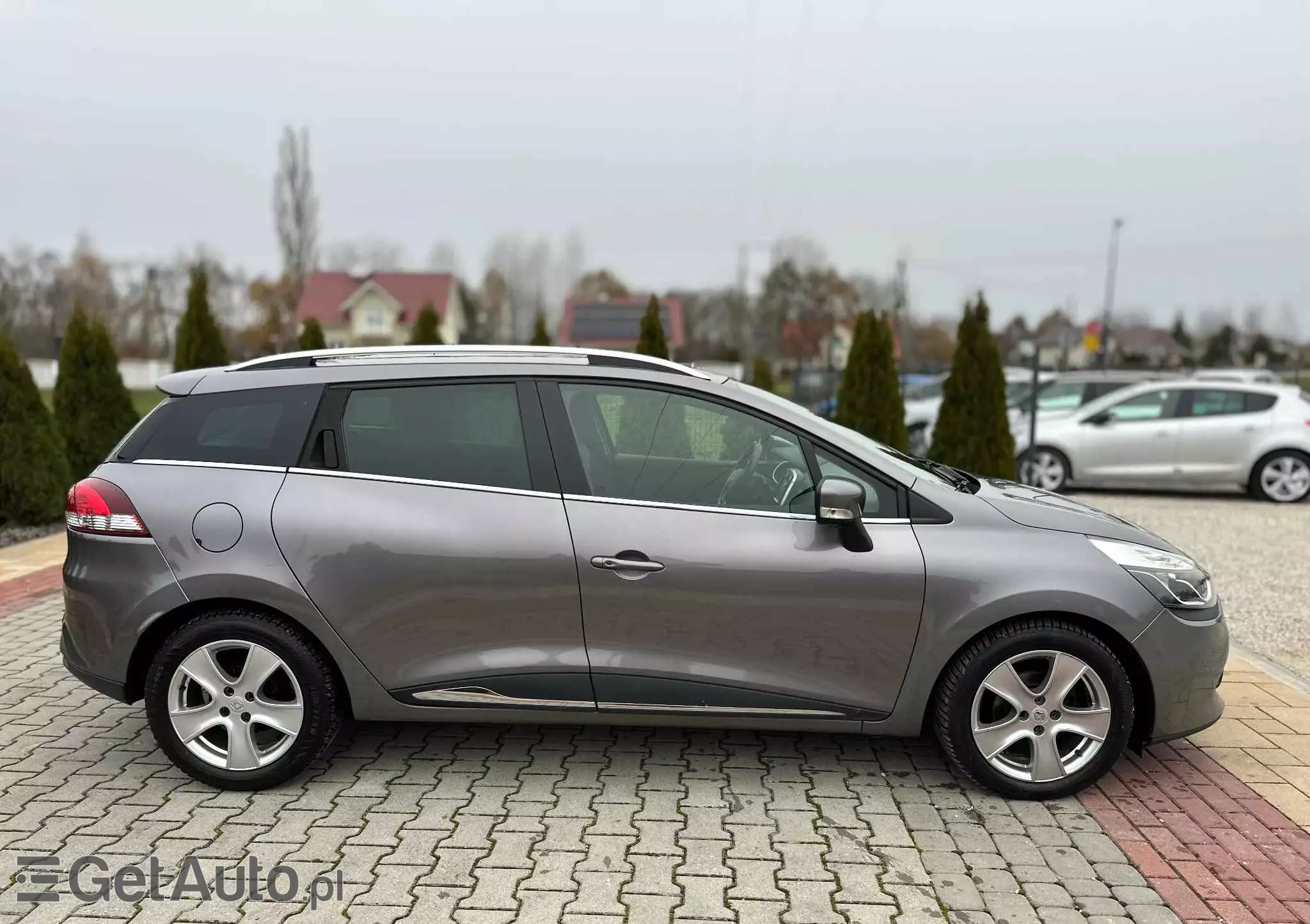 RENAULT Clio Grandtour dCi 90 EDC Limited