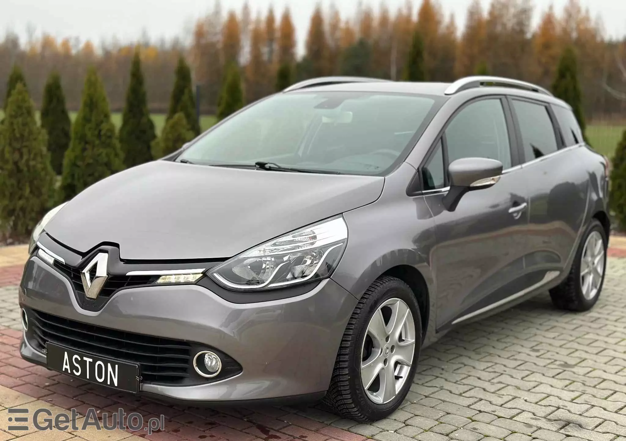 RENAULT Clio Grandtour dCi 90 EDC Limited