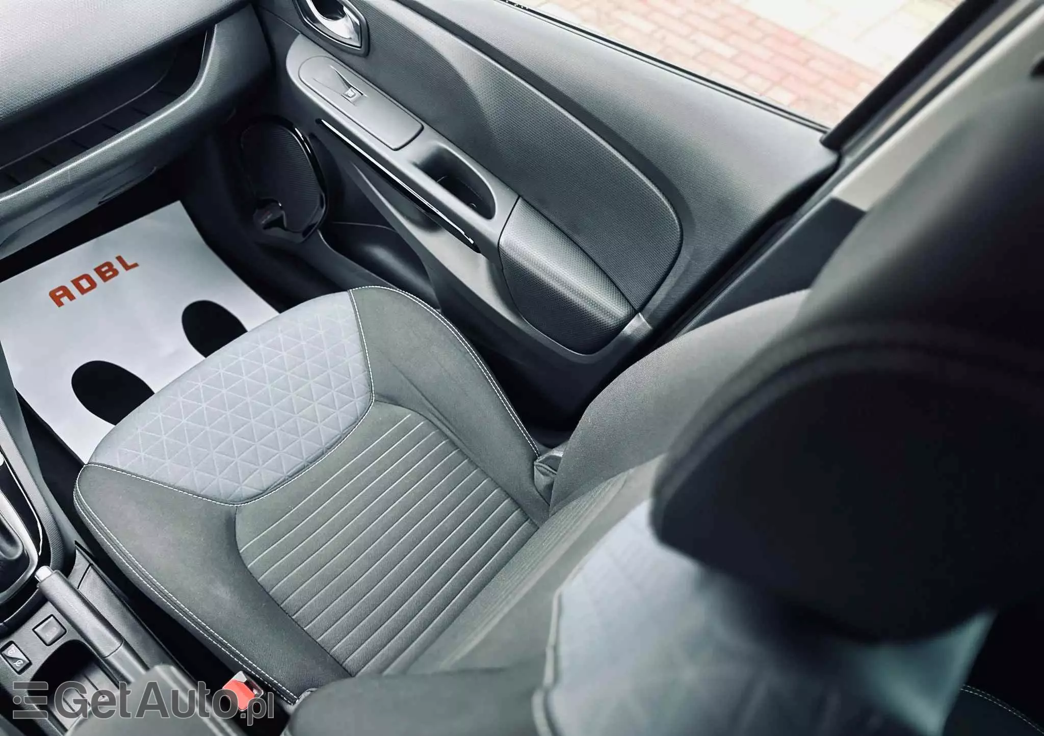 RENAULT Clio Grandtour dCi 90 EDC Limited