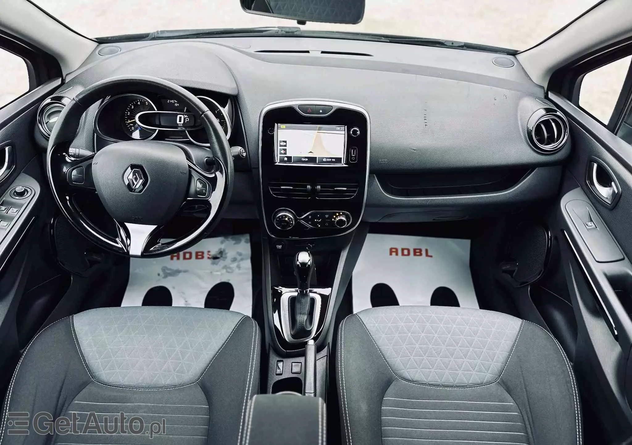 RENAULT Clio Grandtour dCi 90 EDC Limited