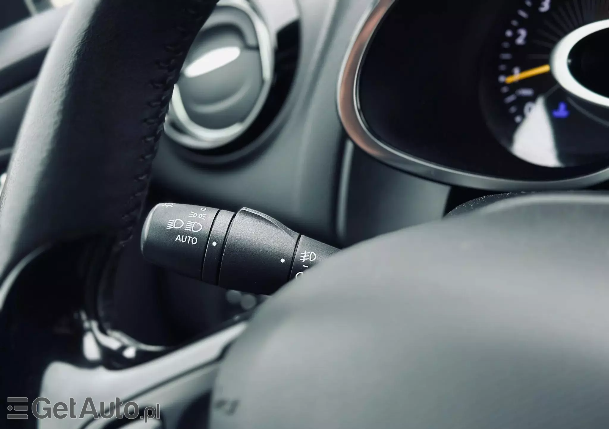 RENAULT Clio Grandtour dCi 90 EDC Limited