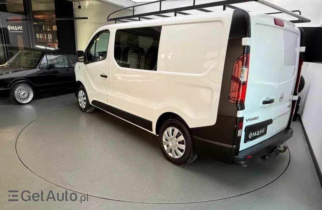 OPEL Vivaro 