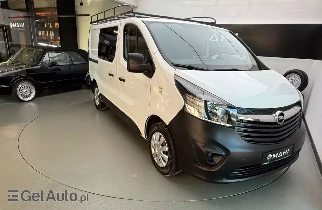 OPEL Vivaro 
