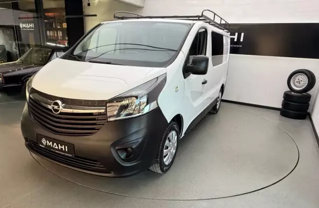 OPEL Vivaro 