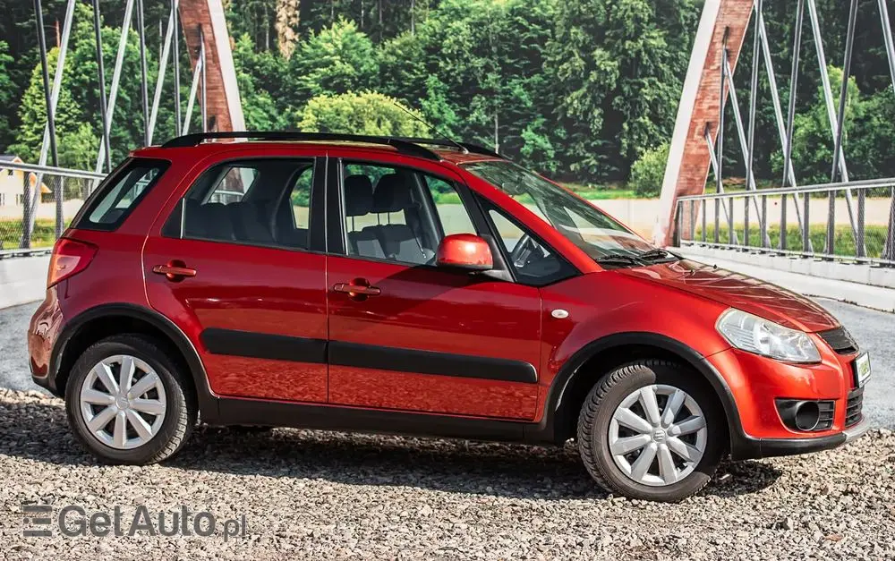 SUZUKI SX4 