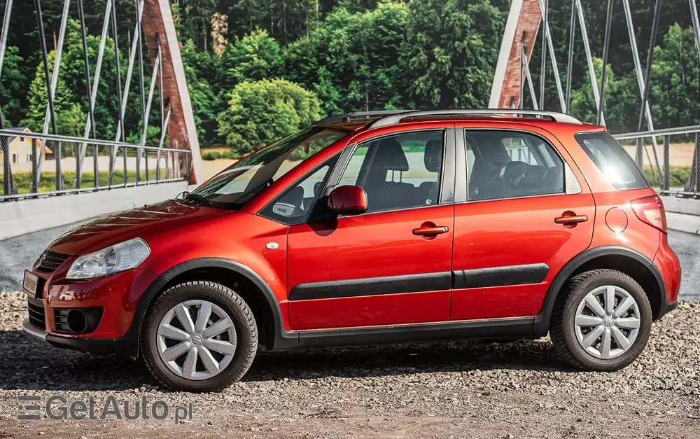 SUZUKI SX4 