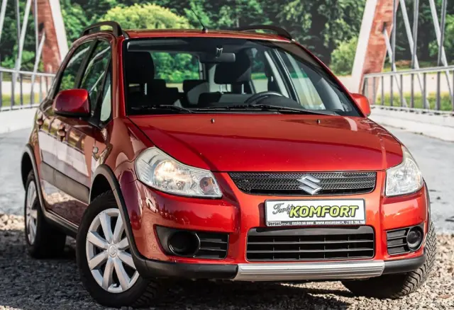 SUZUKI SX4 