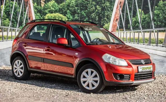 SUZUKI SX4 