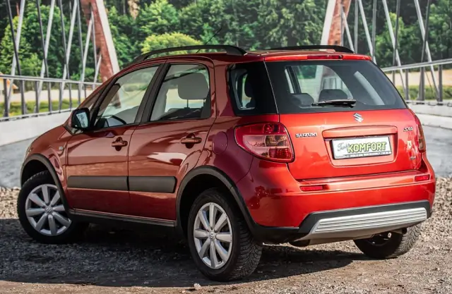 SUZUKI SX4 