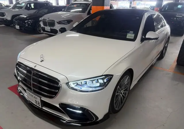 MERCEDES-BENZ Klasa S 400 d 4Matic L 9G-TRONIC