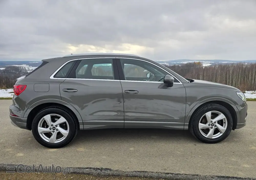 AUDI Q3 35 TFSI Advanced S tronic