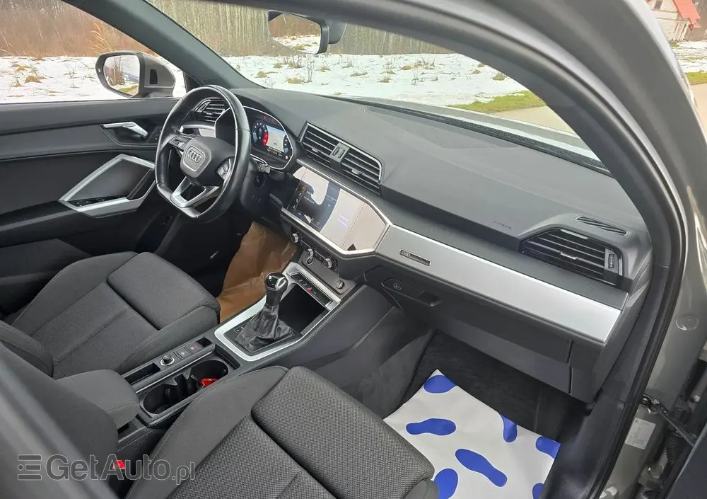 AUDI Q3 35 TFSI Advanced S tronic