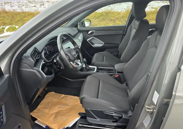 AUDI Q3 35 TFSI Advanced S tronic