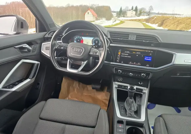 AUDI Q3 35 TFSI Advanced S tronic