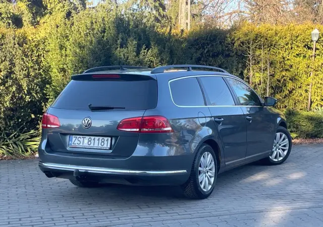 VOLKSWAGEN Passat 1.6 TDI Comfortline