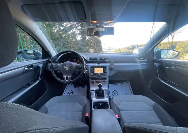 VOLKSWAGEN Passat 1.6 TDI Comfortline