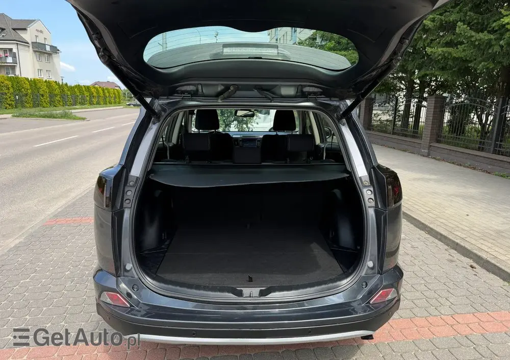 TOYOTA RAV4 2.0 D-4D Premium 4x2