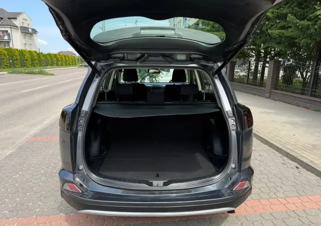 TOYOTA RAV4 2.0 D-4D Premium 4x2