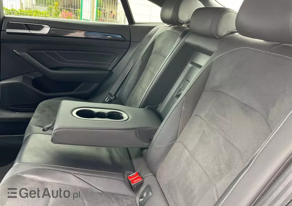 VOLKSWAGEN Arteon 2.0 TSI R-Line DSG