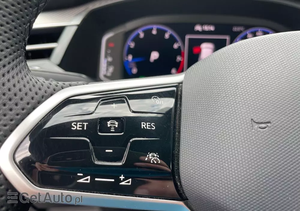 VOLKSWAGEN Arteon 2.0 TSI R-Line DSG